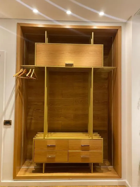 Crown Boutique Hotel Durrës